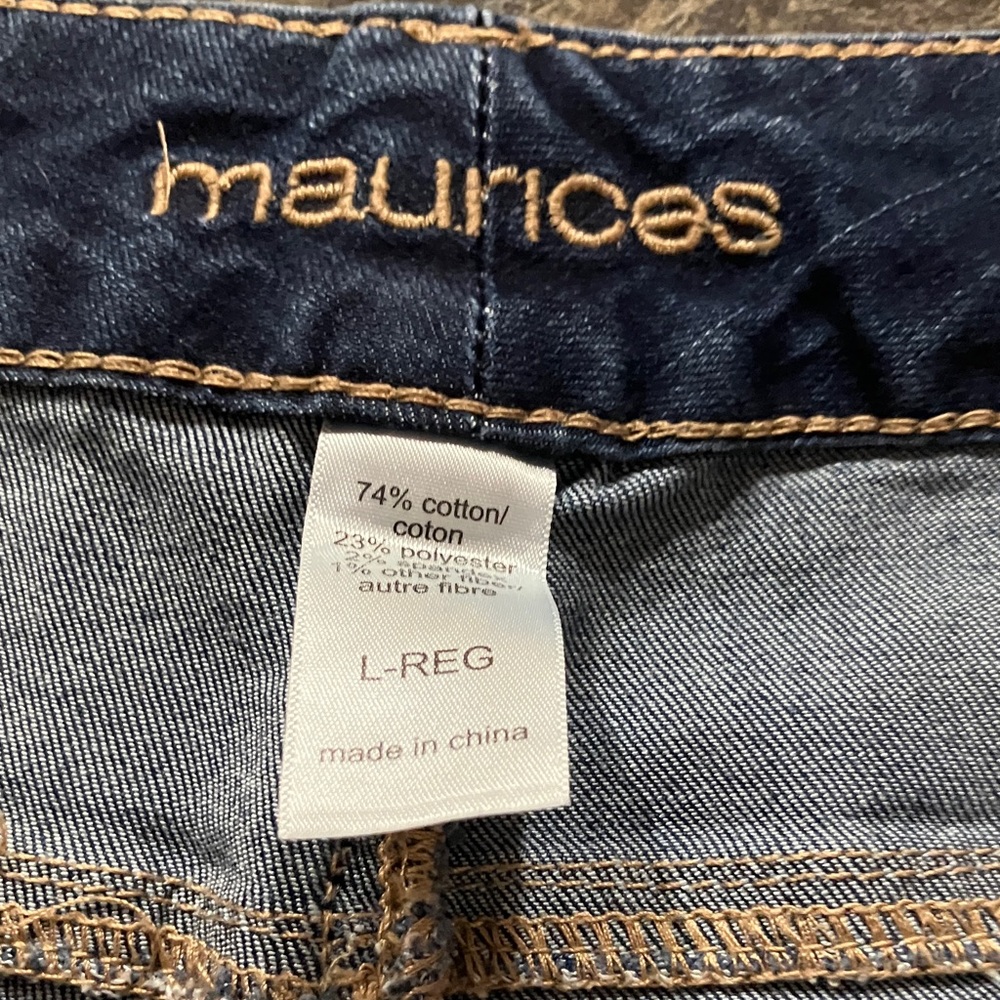Maurices Dark Blue Denim Jeans size Large
